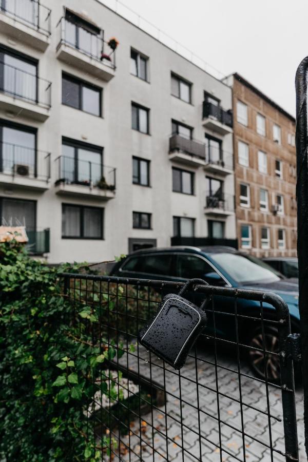 Old Town City Center Apartment 2 - Private Parking Included โกชิเซ ภายนอก รูปภาพ